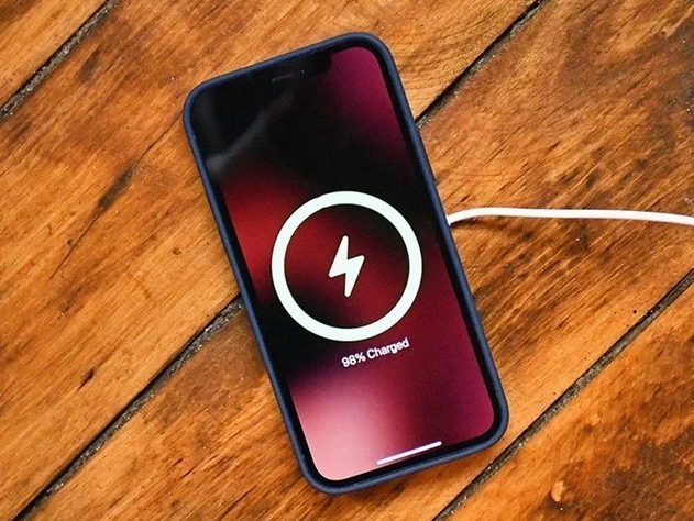 包河苹果手机维修分享iPhone 12可以随便充电吗 